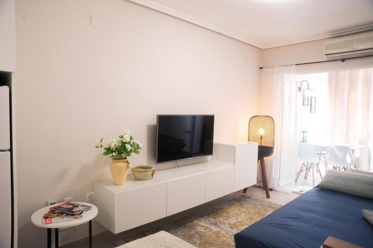 Holiday Studio Jardin Playa Torrevieja Dış mekan fotoğraf
