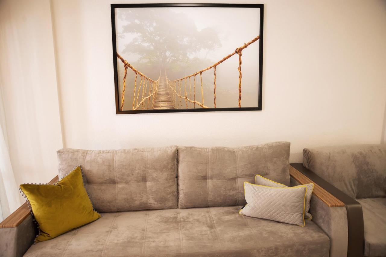 Holiday Studio Jardin Playa Torrevieja Dış mekan fotoğraf