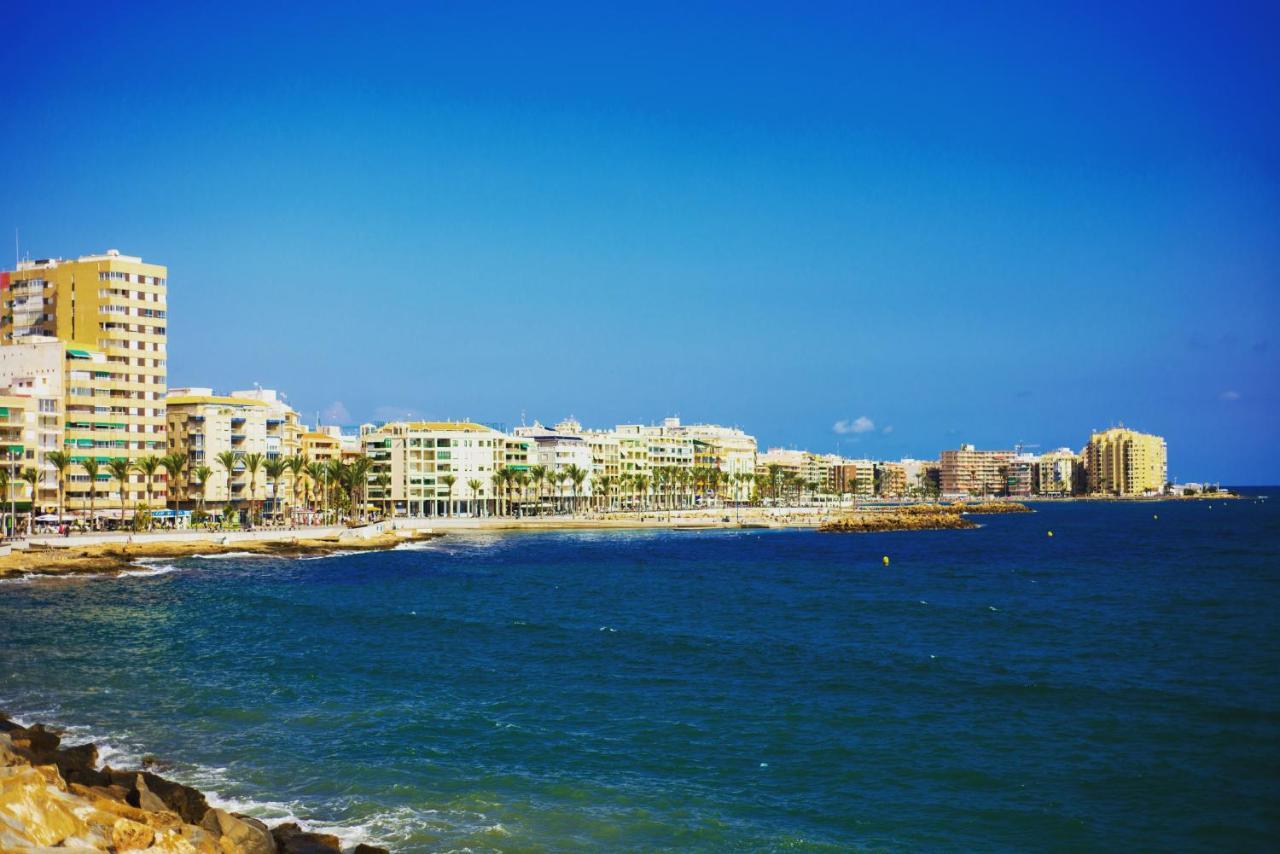 Holiday Studio Jardin Playa Torrevieja Dış mekan fotoğraf