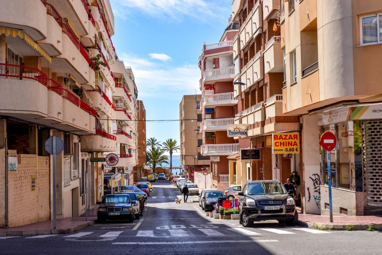 Holiday Studio Jardin Playa Torrevieja Dış mekan fotoğraf