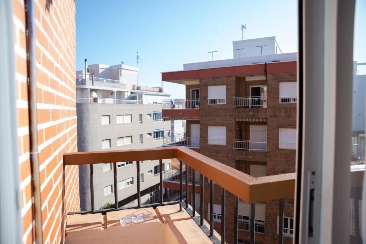 Holiday Studio Jardin Playa Torrevieja Dış mekan fotoğraf