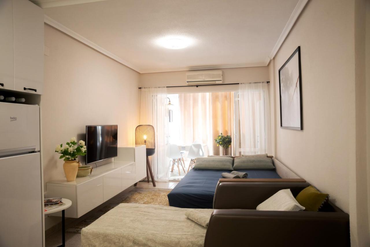 Holiday Studio Jardin Playa Torrevieja Dış mekan fotoğraf